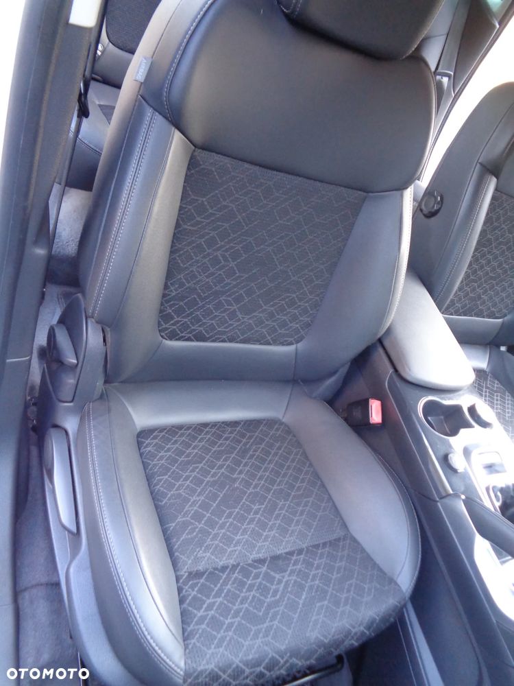 Peugeot 3008 HDi FAP 115 Active - 18