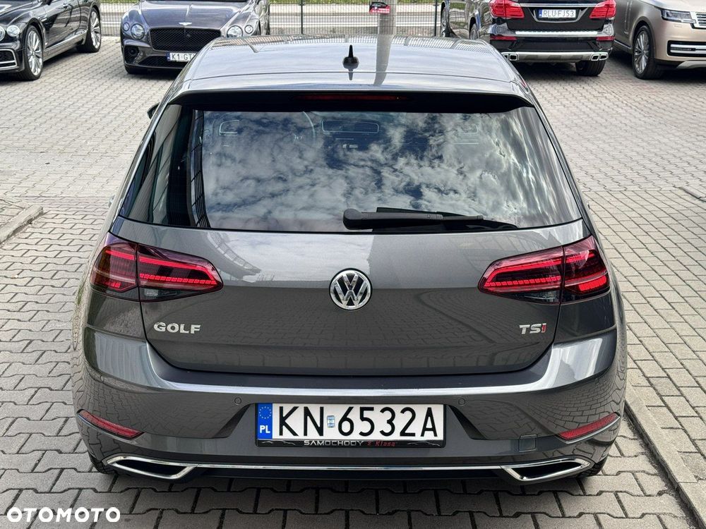 Volkswagen Golf - 9