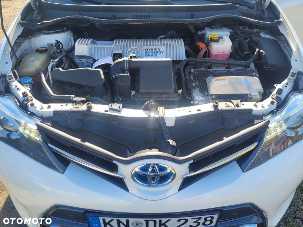 Toyota Auris 1.8 HSD Luna - 34