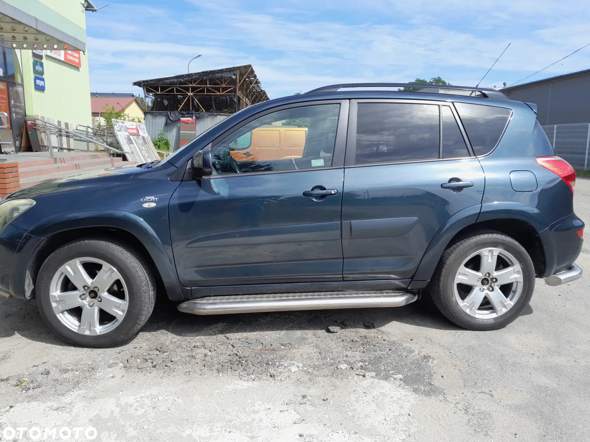 Toyota RAV4 - 9