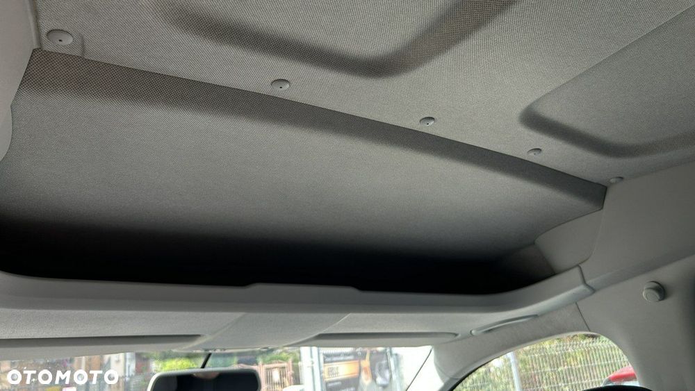 Volkswagen Caddy - 28