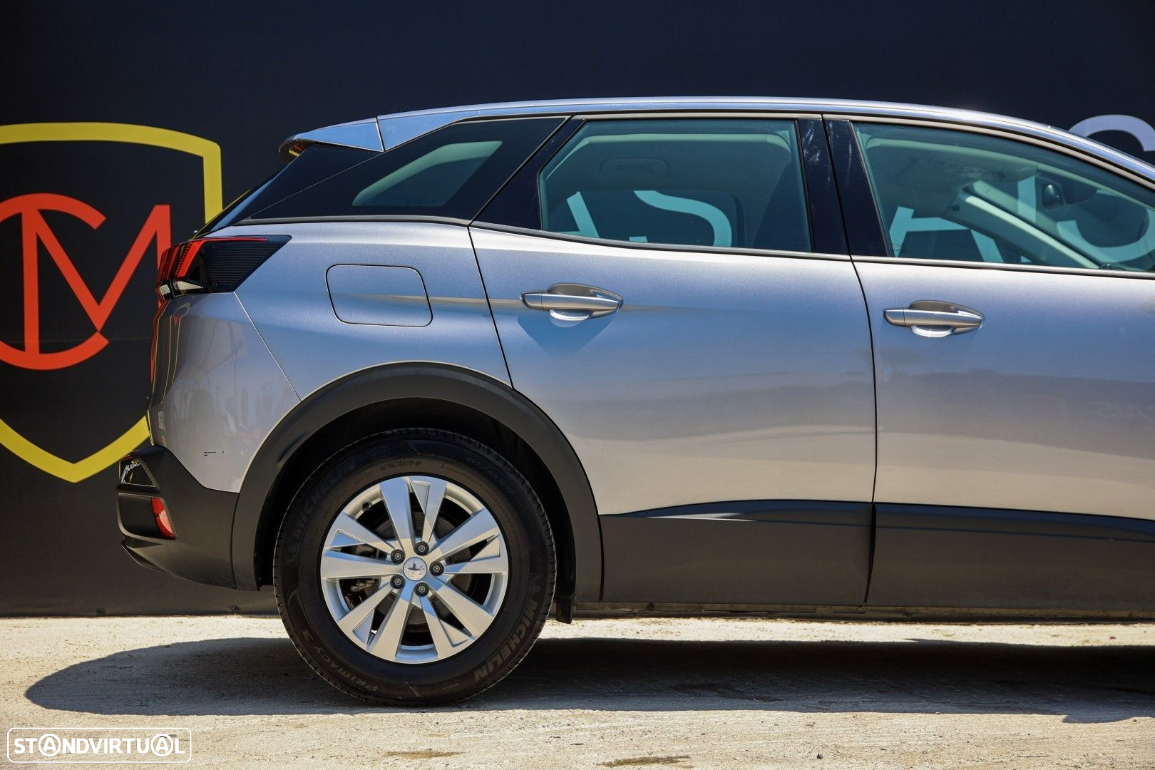 Peugeot 3008 1.5 BlueHDi Active - 24