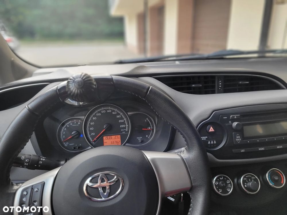 Toyota Yaris 1.33 Active EU6 - 18