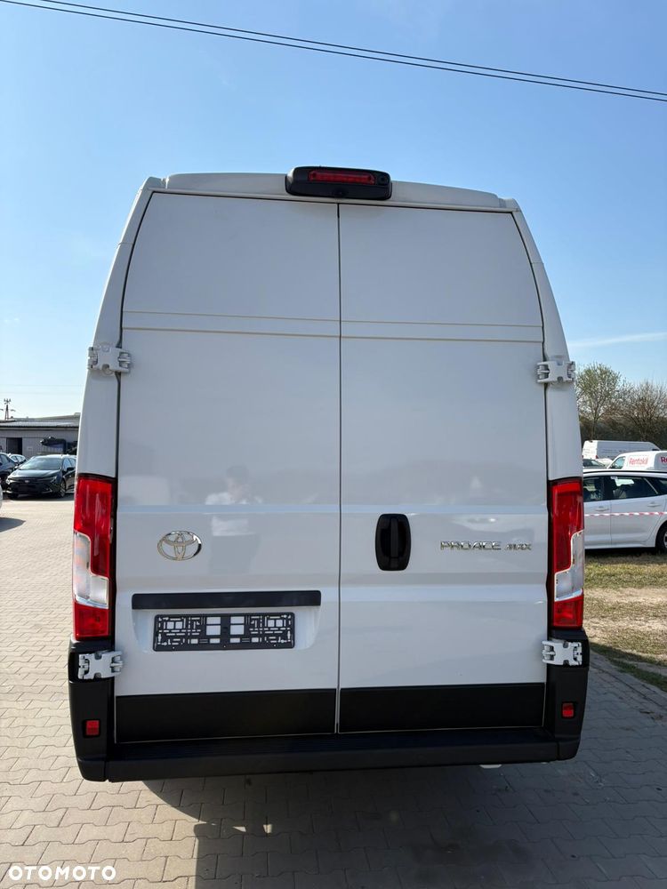 Toyota Proace Max - 7