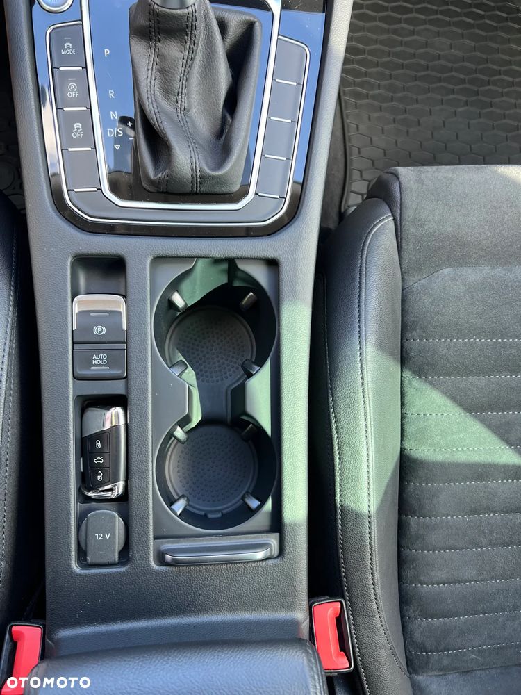 Volkswagen Passat 1.8 TSI BMT Highline DSG - 20