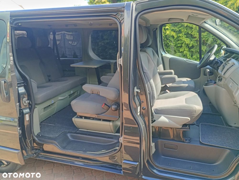 Opel Vivaro - 17
