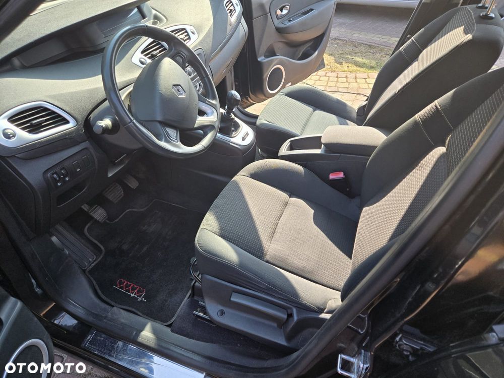 Renault Grand Scenic - 6