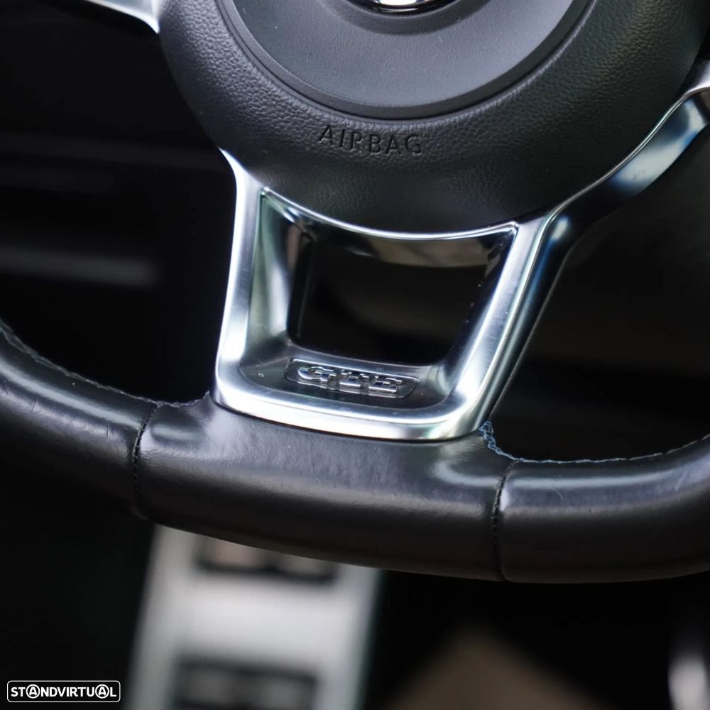 VW Golf 1.4 GTE Plug-in - 29