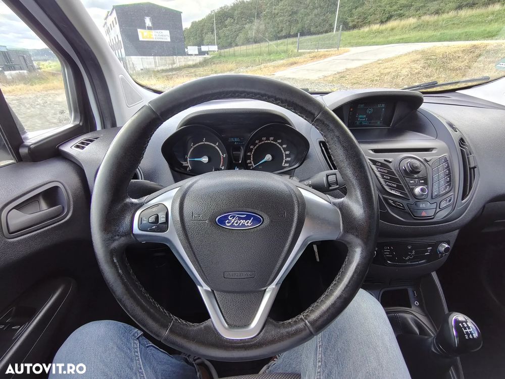Ford Courier - 16