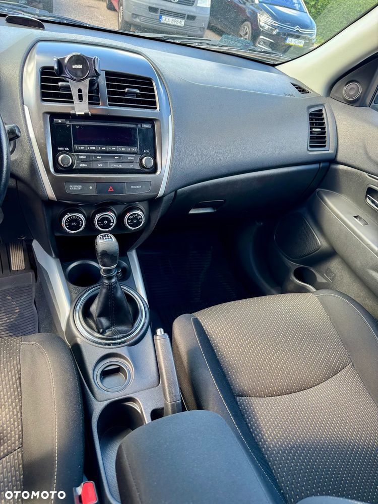 Mitsubishi ASX - 8