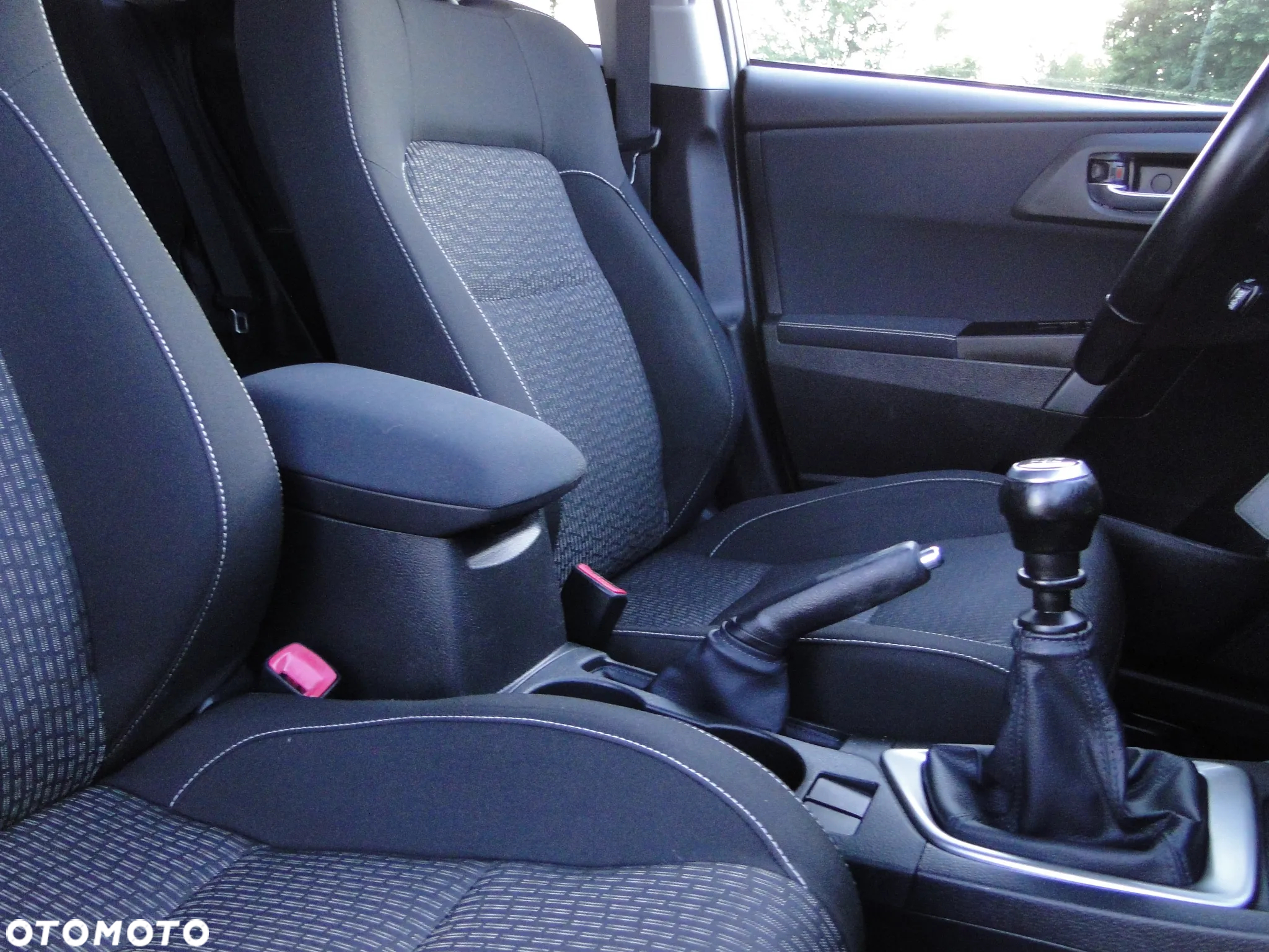 Toyota Auris - 23