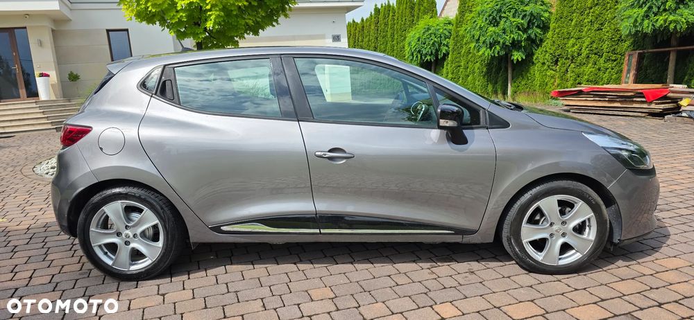 Renault Clio TCe 90 Limited - 11