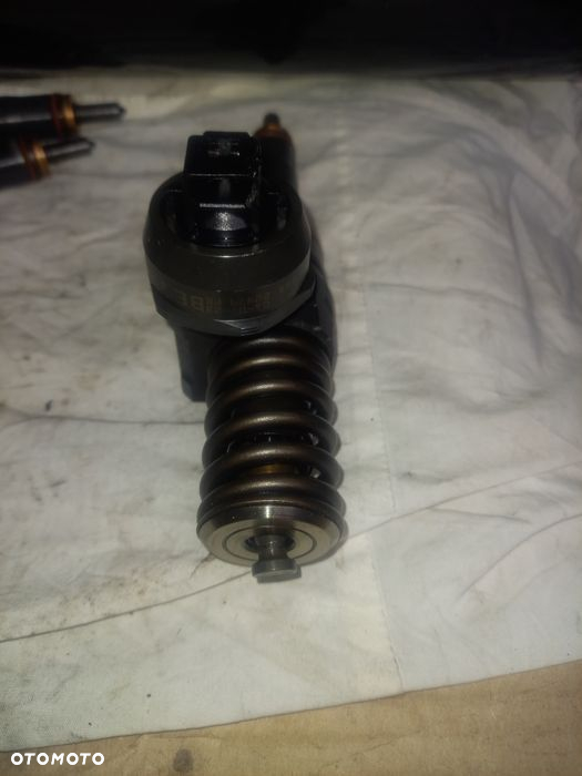 Wtrysk pompowtrysk vw pasat 1.9 tdi 130km - 3