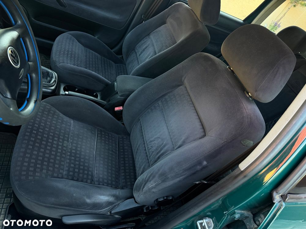 Volkswagen Passat 2.0 Basis - 8