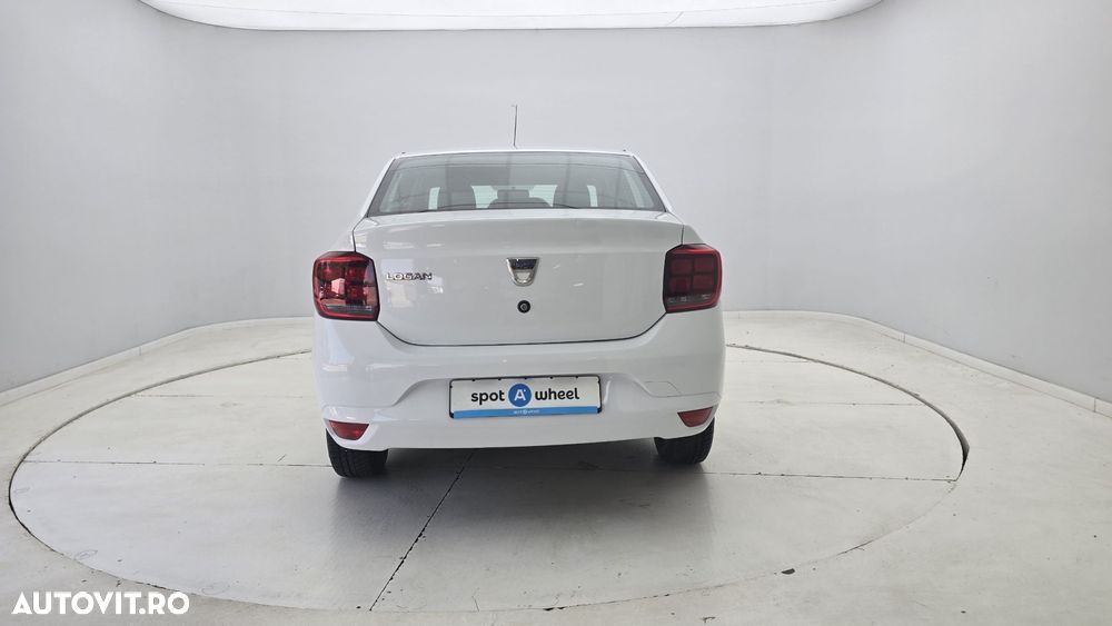 Dacia Logan 0.9 TCe Laureate - 8