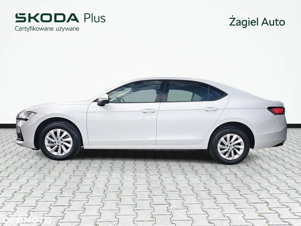 Skoda Superb 2.0 TDI SCR Essence DSG - 2