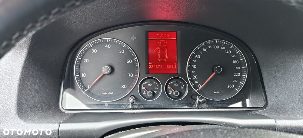 Volkswagen Touran - 7