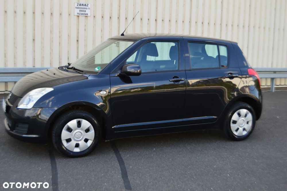 Suzuki Swift - 2