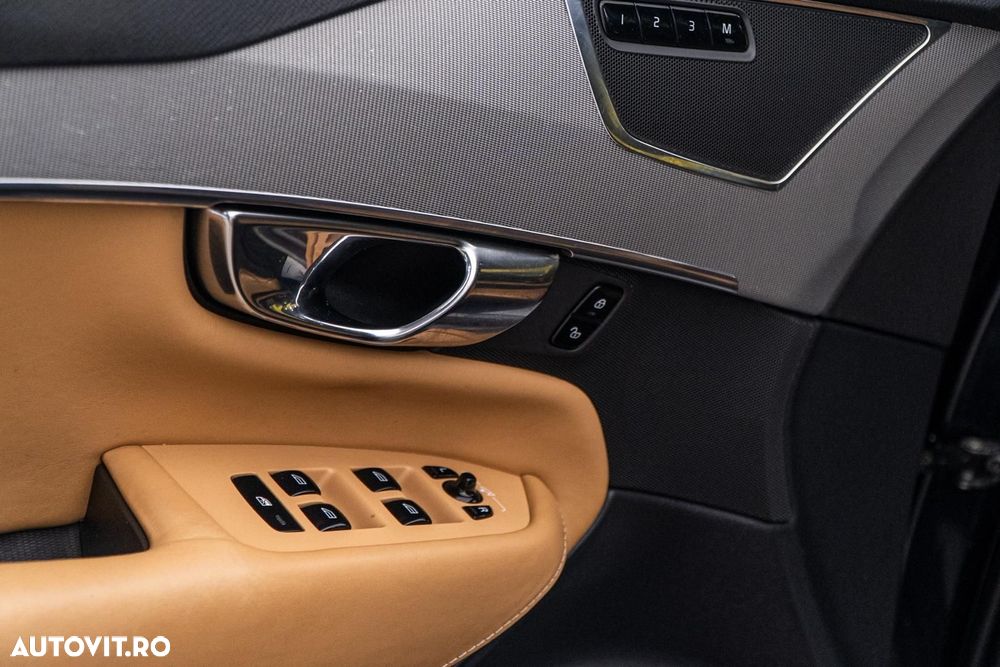 Volvo XC 90 D5 AWD Inscription - 37