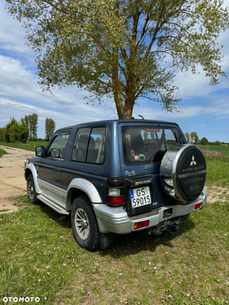 Mitsubishi Pajero 2.5 TD GL - 5