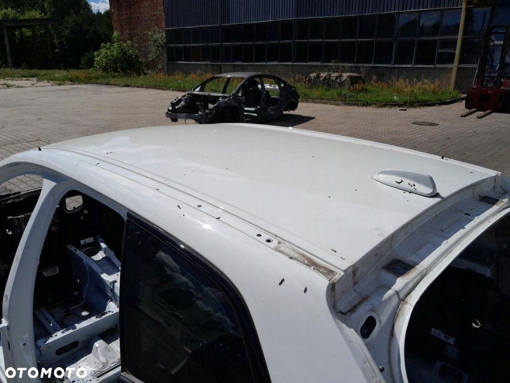 VOLVO XC60 II DACH 19-614 ICE WHITE - 3