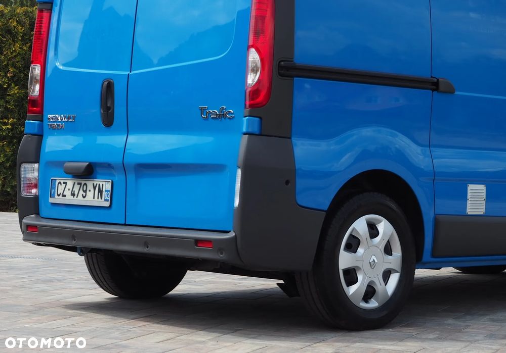 Renault TRAFIC - 19