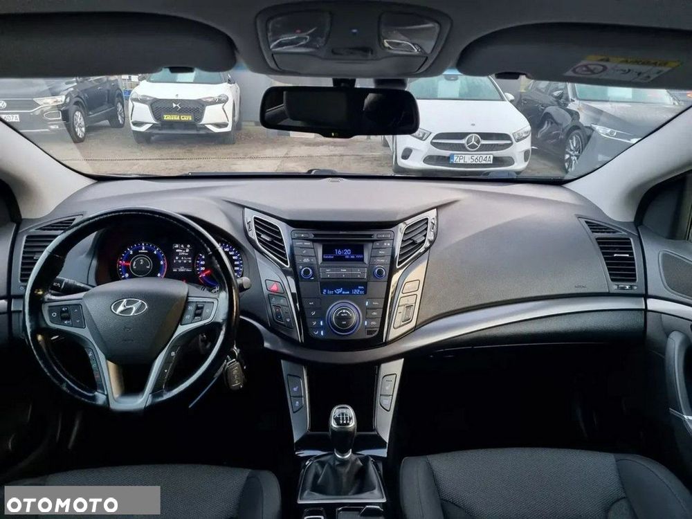 Hyundai i40 Kombi 1.7 CRDi Style - 14