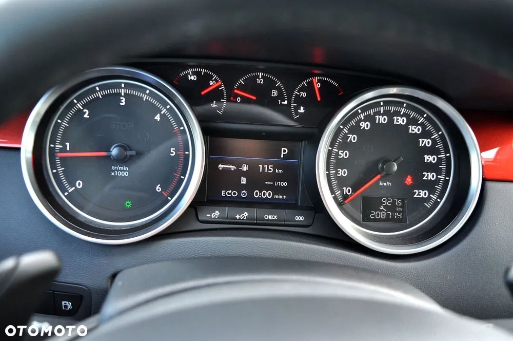 Peugeot 508 RXH BlueHDi 180 EAT6 Stop&Start - 32