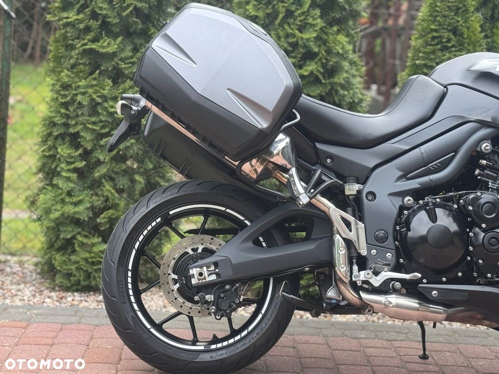 Triumph Tiger - 9