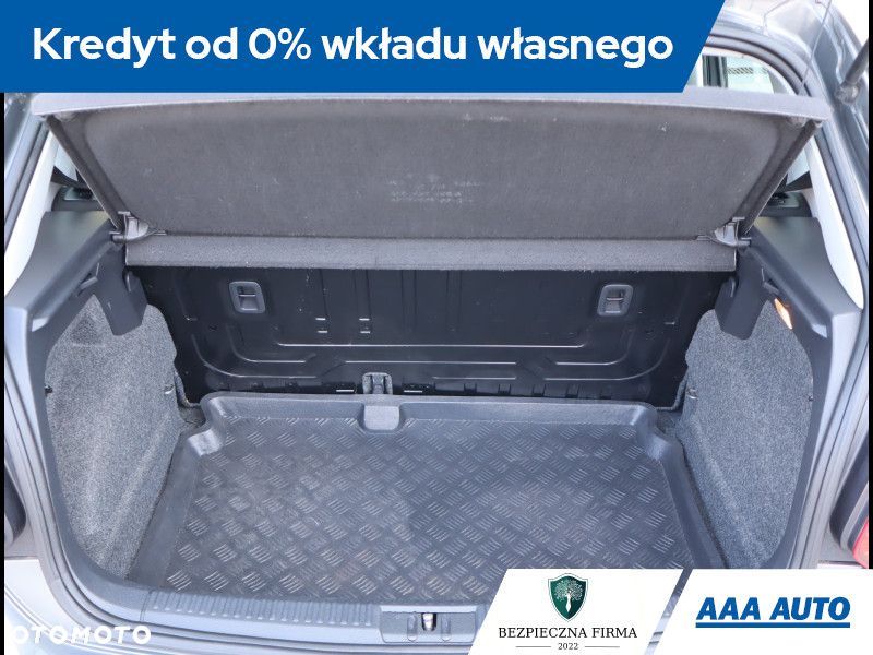 Volkswagen Polo - 13