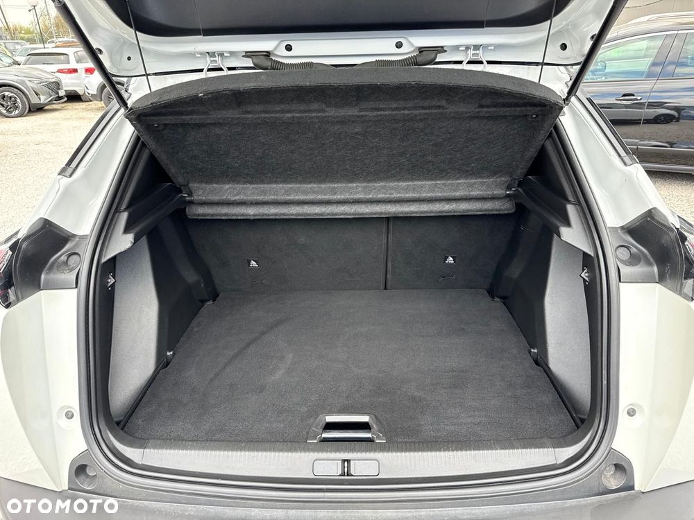 Peugeot 2008 1.2 PureTech GT S&S EAT8 - 26