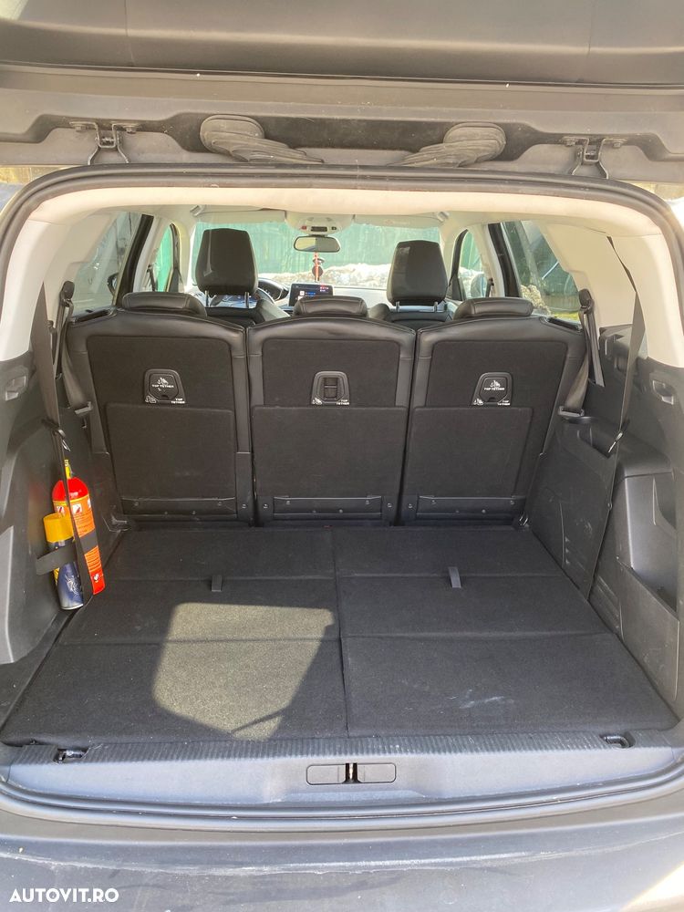 Peugeot 5008 - 9