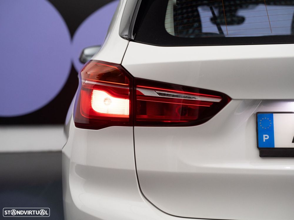 BMW X1 16 d sDrive Advantage Auto - 11