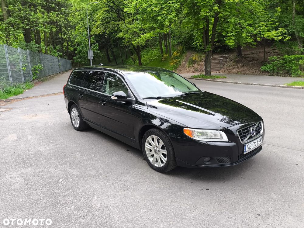Volvo V70 D3 Momentum - 12