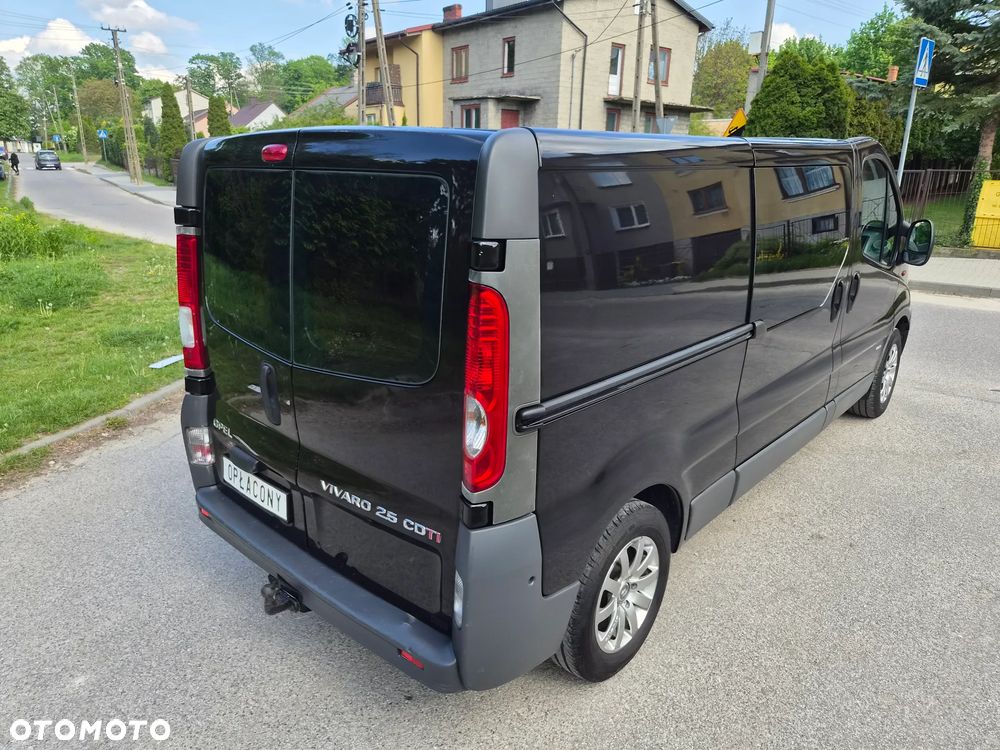 Opel Vivaro - 23