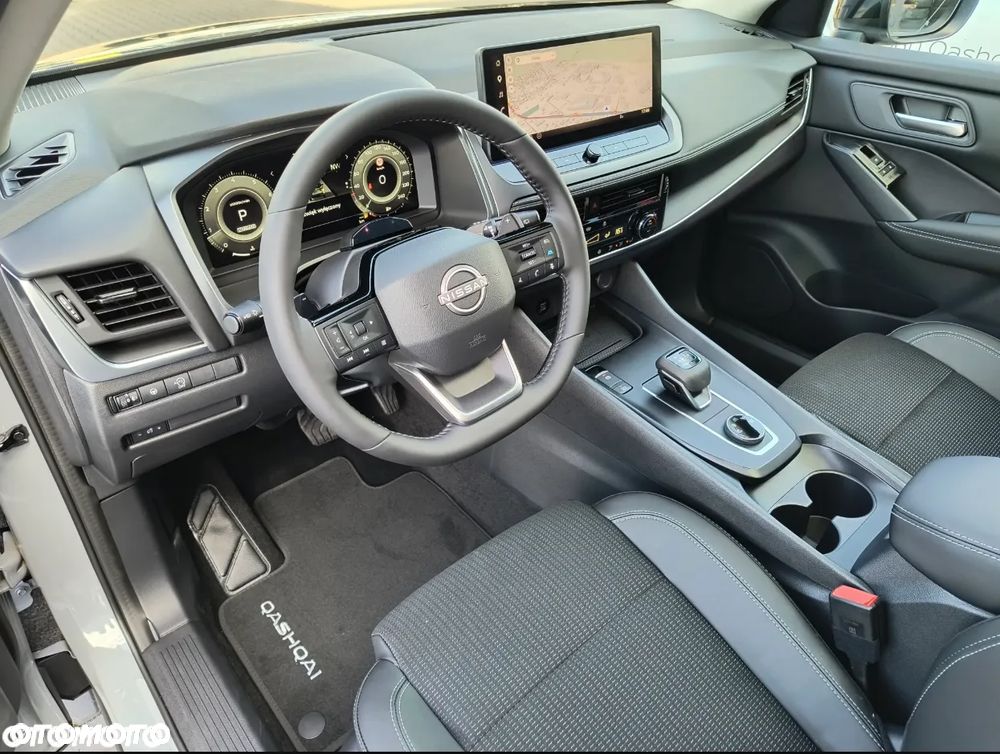 Nissan Qashqai 1.3 DIG-T MHEV 4x4 N-Connecta Xtronic - 11