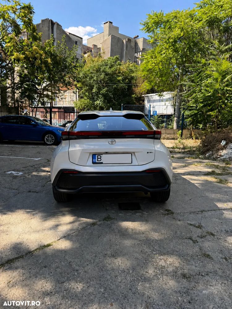 Toyota C-HR 1.8 HEV 140 CP 4x2 CVT Dynamic - 2