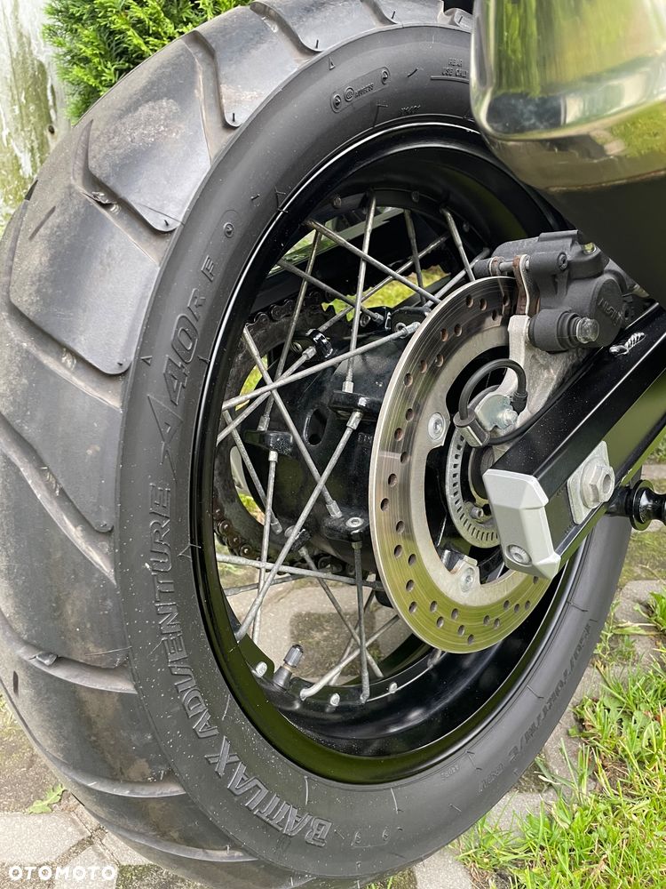 Suzuki V-STROM - 19