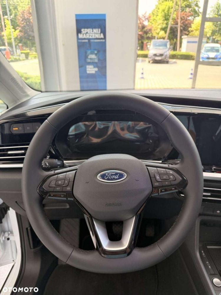 Ford Tourneo Connect Grand - 12