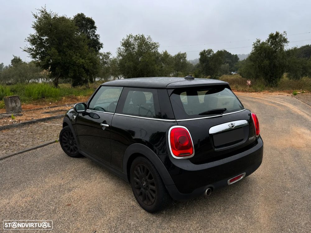 MINI 3 Portas Cooper D - 10