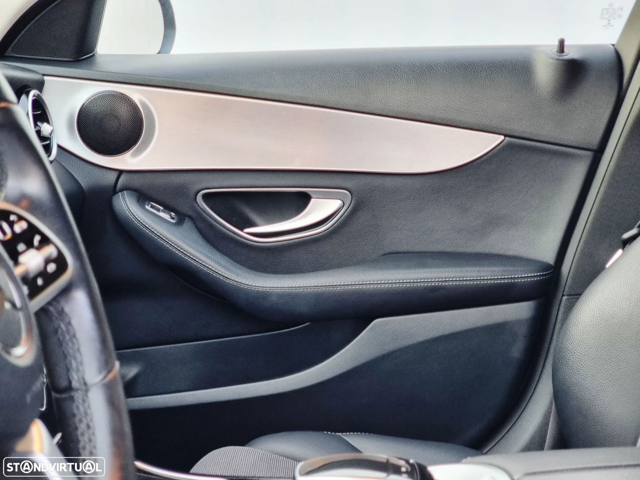 Mercedes-Benz C 220 d Avantgarde - 36
