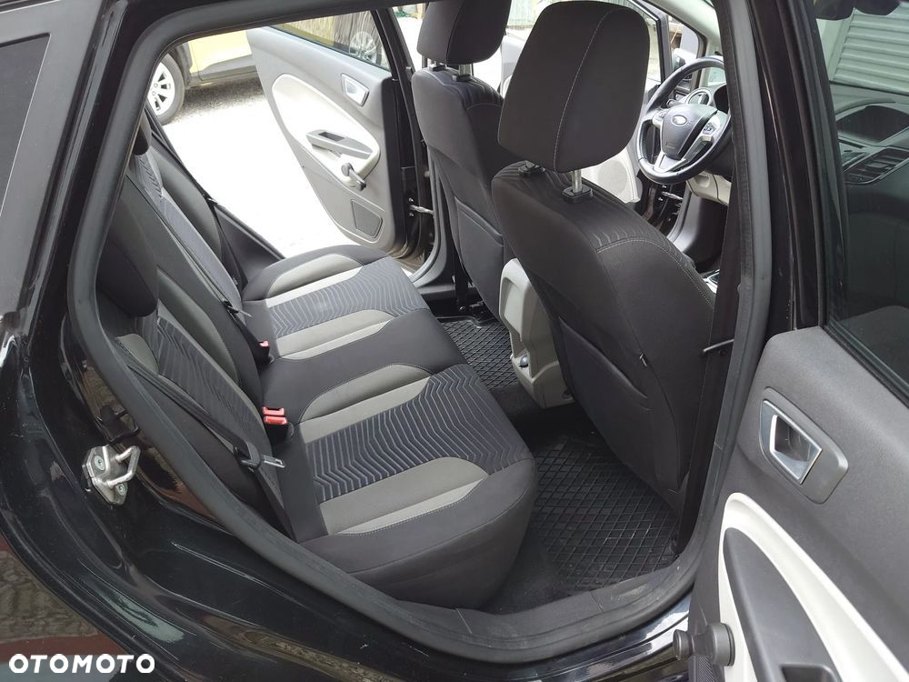 Ford Fiesta 1.0 EcoBoost Start-Stop SYNC Edition - 4