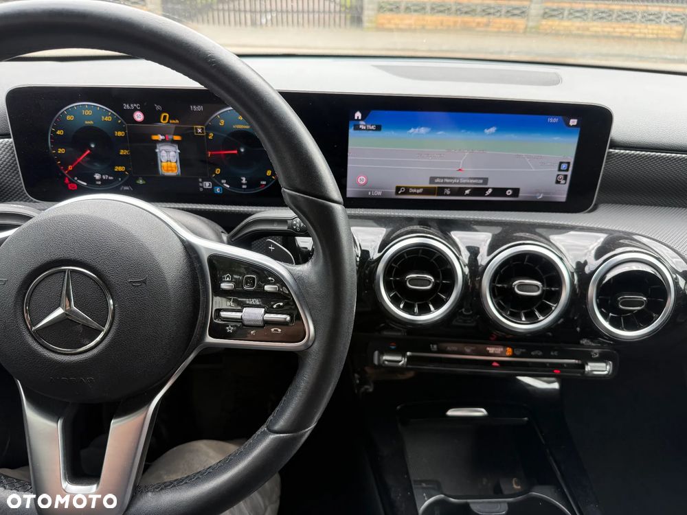 Mercedes-Benz Klasa A 200 4Matic 8G-DCT Edition 2020 - 9