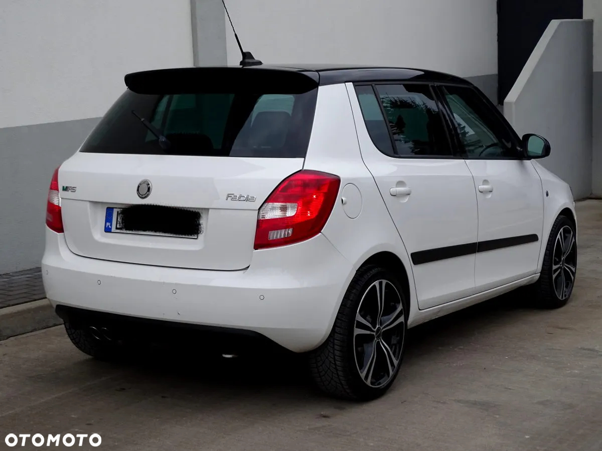 Skoda Fabia 1.4 TSI DSG RS - 6