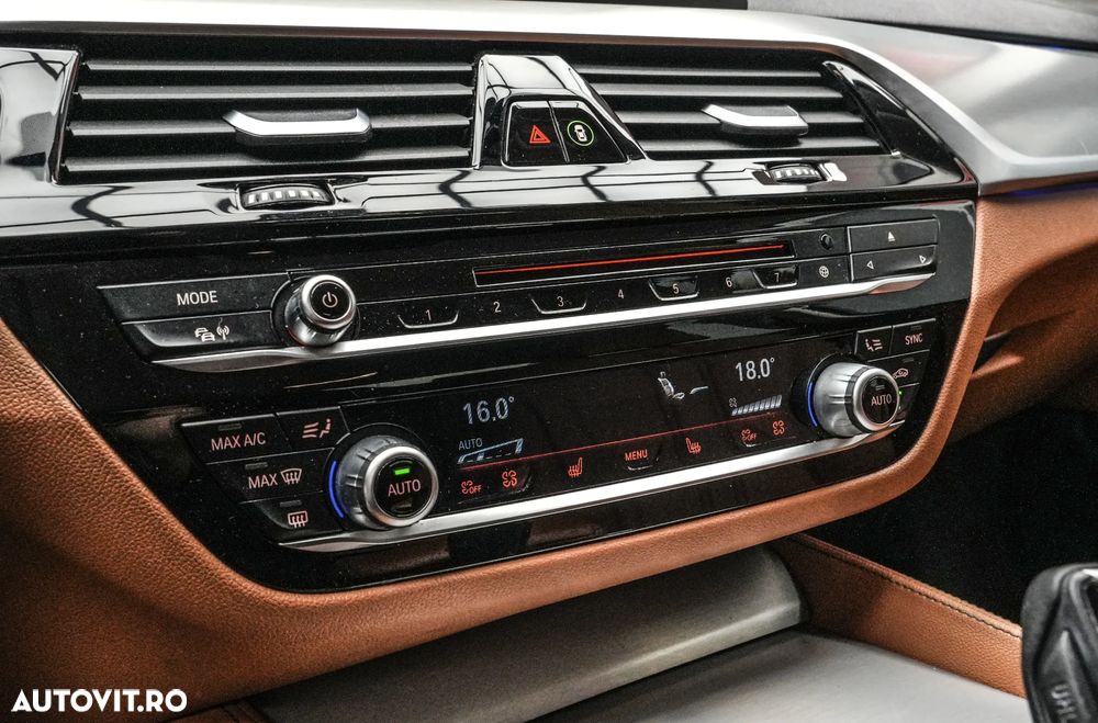 BMW Seria 5 520d EfficientDynamics Edition AT - 18