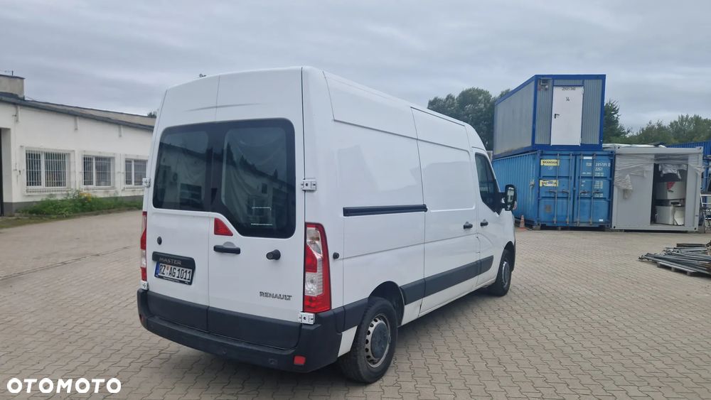 Renault Master L2H2 - 9