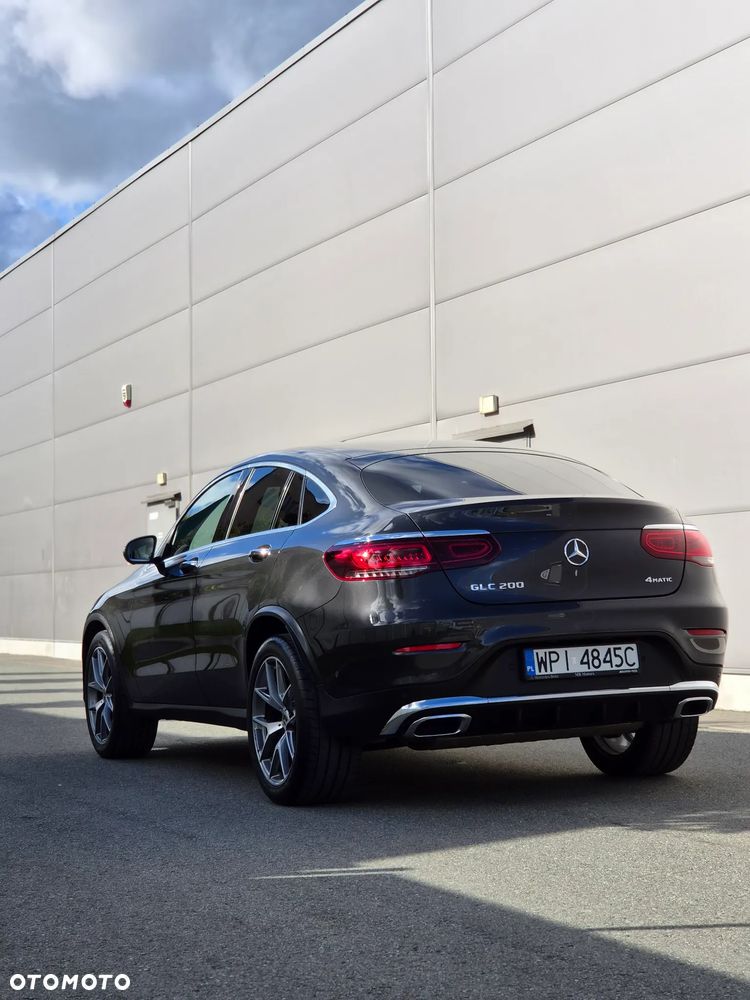 Mercedes-Benz GLC - 25