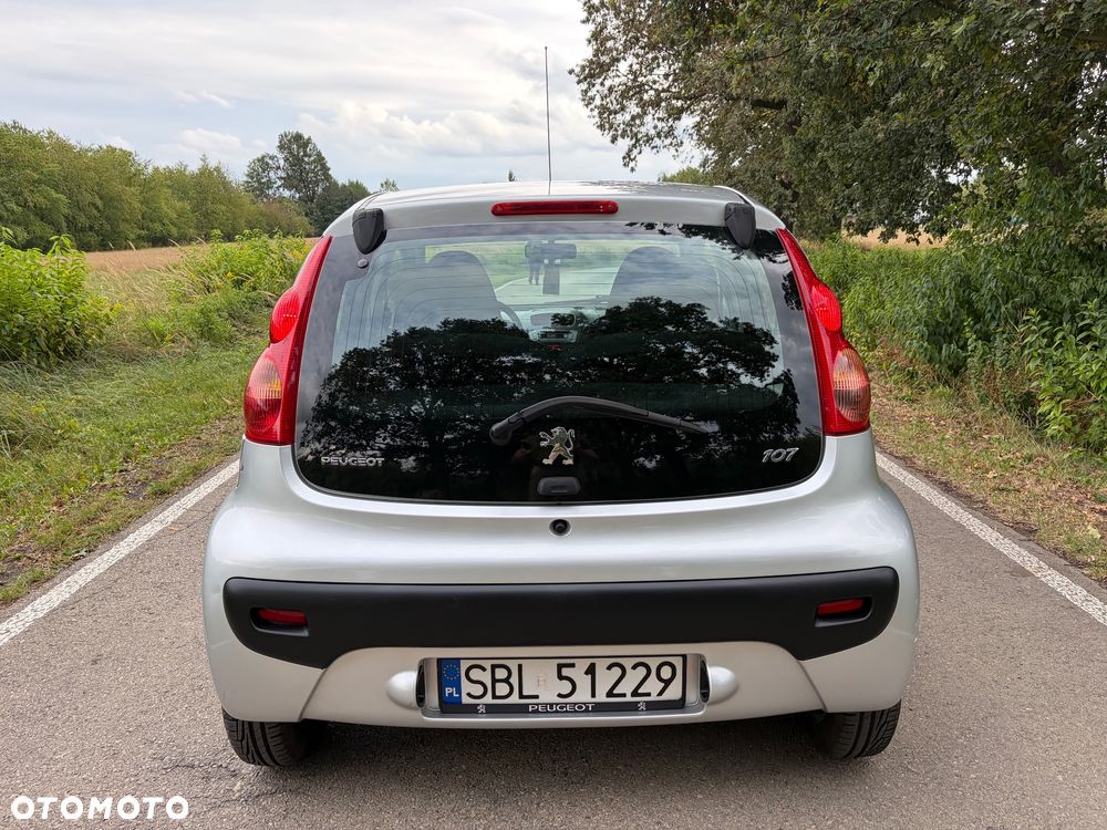 Peugeot 107 - 6