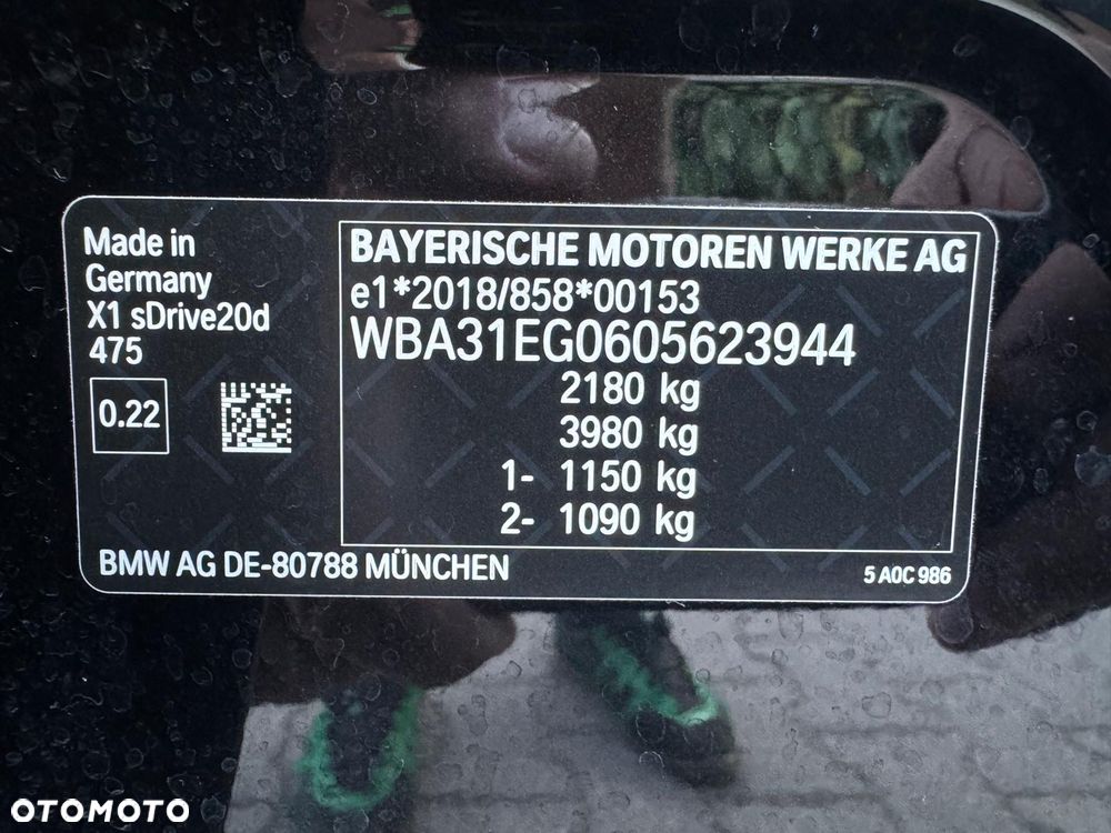 BMW X1 sDrive18d M Sportpaket - 32
