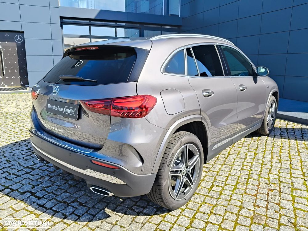Mercedes-Benz GLA 250 e AMG Line - 12